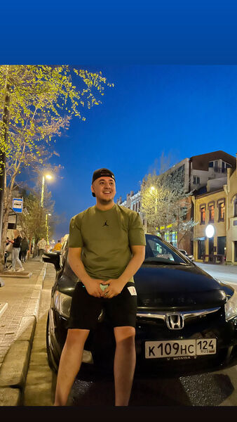  ,   Hayot, 29 ,   ,   