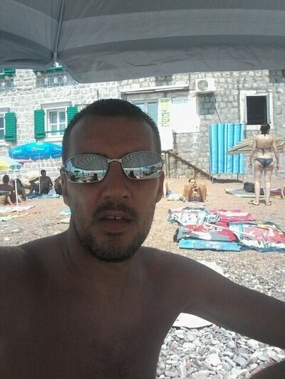  Backa Topola,   David, 40 ,   ,   , c 