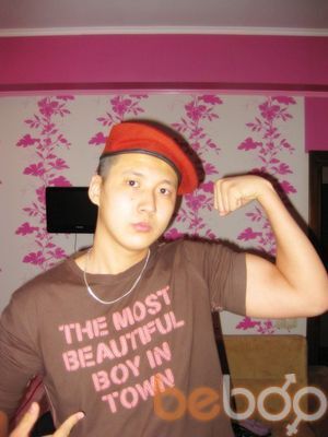  ,   Asilzhan, 37 ,  