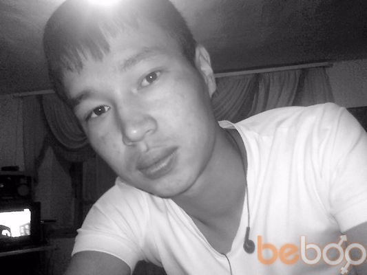  ,   Temirlan, 32 ,   