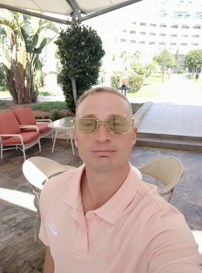  Nicosia,   , 40 ,  