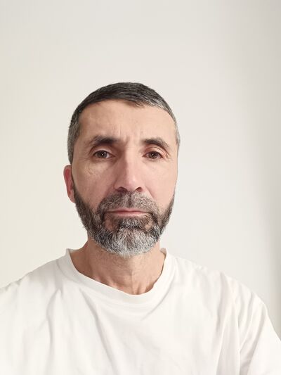  ,   Komil, 57 ,   c 