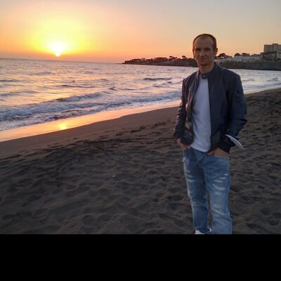  Torre Annunziata,   Igor, 41 ,   ,   , c , 