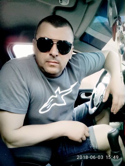  ,   Vladimir, 42 ,   c 