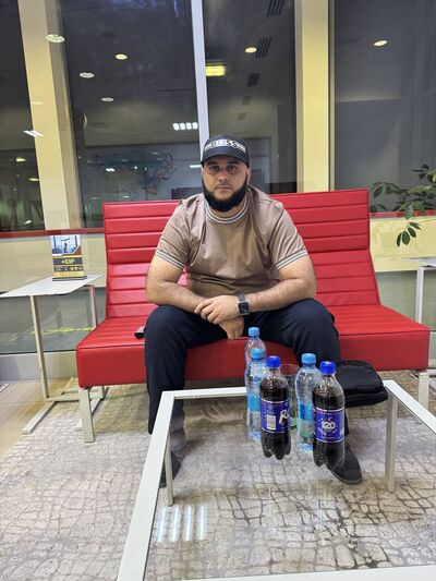  ,   Umedjon, 32 ,   ,   
