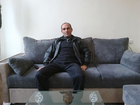  ,   Vahik, 49 ,   