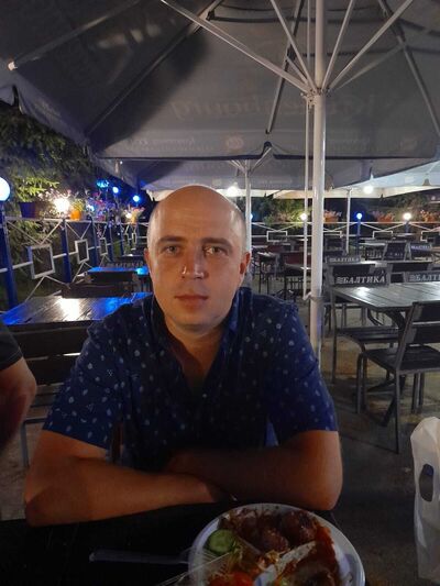  -,   Ilya, 37 ,   ,   