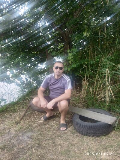  ,   Nikolai, 44 ,  