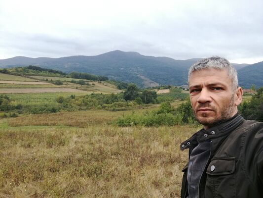  Kraljevo,   Deki, 44 ,   ,   