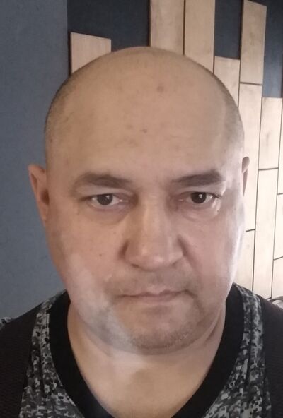  ,   Albert, 49 ,   ,   