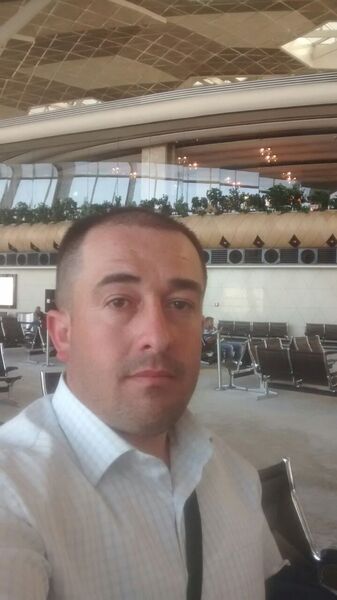  ,   Numan, 42 ,     , c 