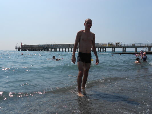   ,   Oleg Bostan, 39 ,   ,   , c 