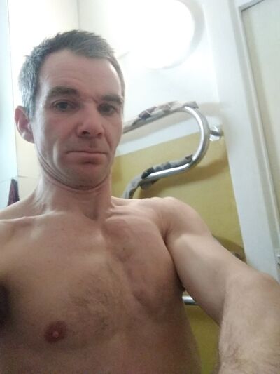  ,   Robert, 48 ,   ,   , c 