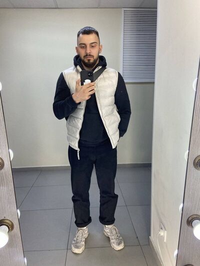  -,   , 33 ,     , c 