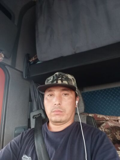  ,   Bauyrzhan, 38 ,   ,   , c , 