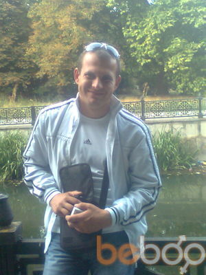  ,   Ali, 42 ,   