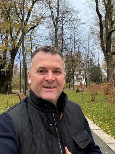  Arlingham,   Corneliu Sau, 54 ,   ,   , c , 