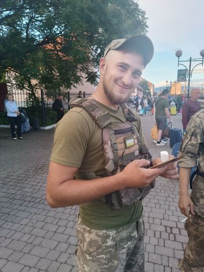  ,   Nik, 31 ,   ,   