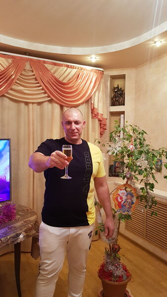  ,   Nikolas, 35 ,   ,   , c 