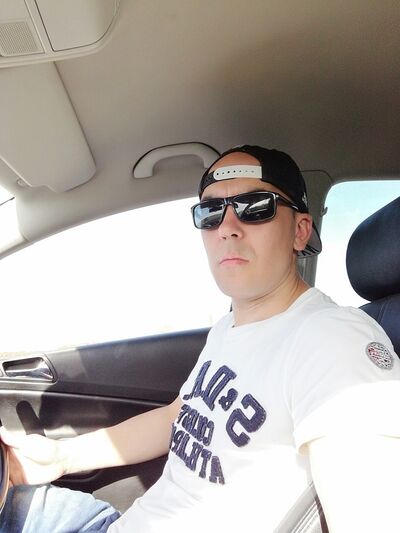  ,   Farid, 43 ,   ,   , c 