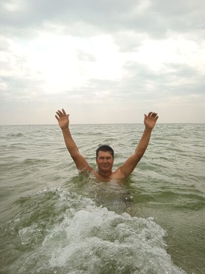  ,   Zavqiddin, 43 ,   ,   