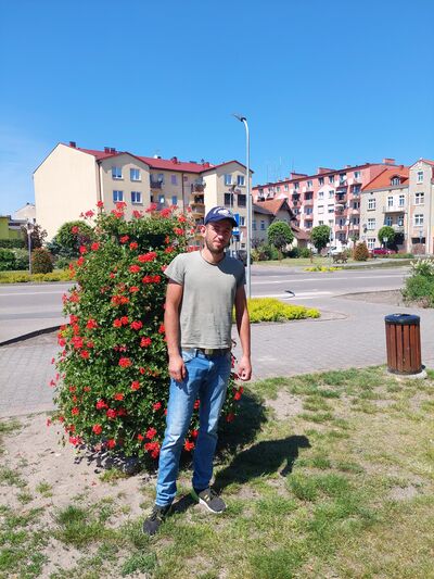  ,   Luka, 28 ,   ,   