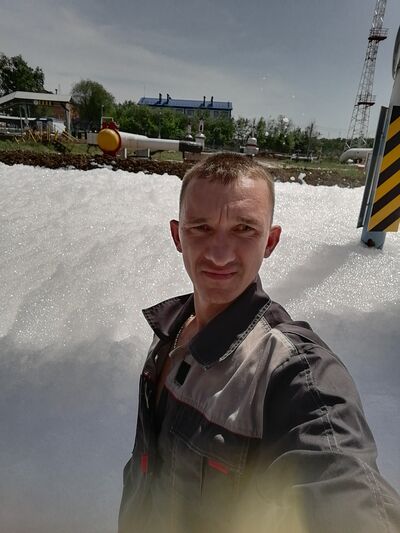  ,   Robert, 31 ,   ,   