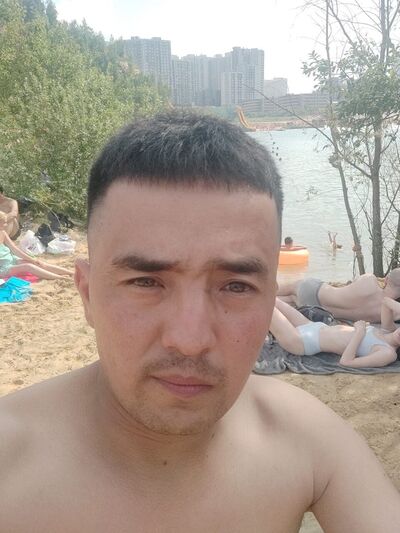  ,   Jurabek, 35 ,   ,   