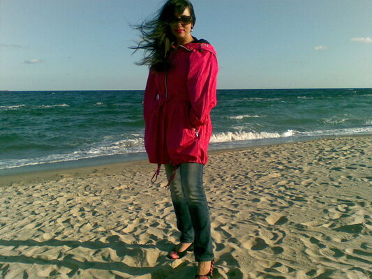  ,   Milana, 47 ,   ,   , c 