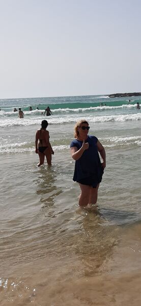  Holon,   , 52 ,     , c 