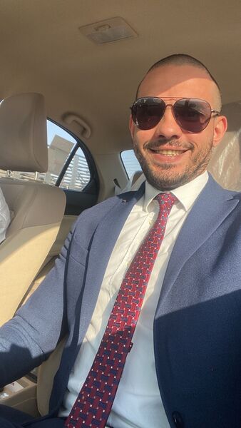  ,   Amr, 35 ,   ,   