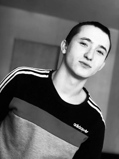  ,   Denis, 23 ,   ,   , c 