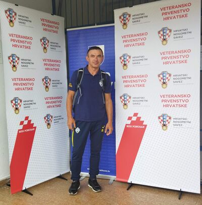  ,   Sergej, 54 ,   ,   