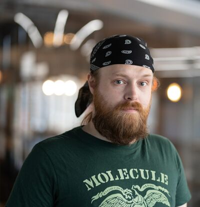  ,   Salariel, 35 ,   ,   