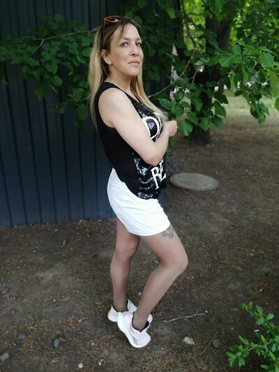  --,   Nadezhda, 35 ,   ,   