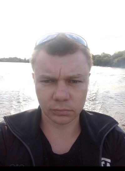 ,   Pavlo, 33 ,   ,   