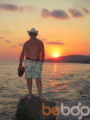  ,   Aleks, 42 ,  