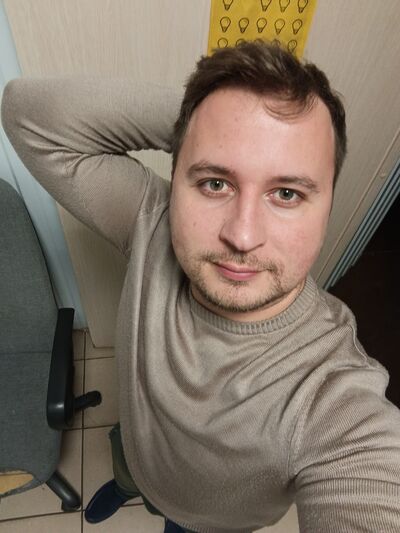  ,   Danya, 43 ,   ,   