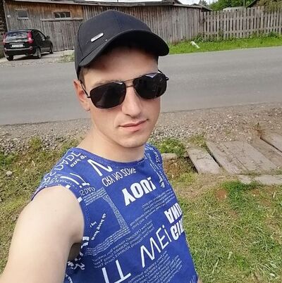  ,   Nik, 40 ,   