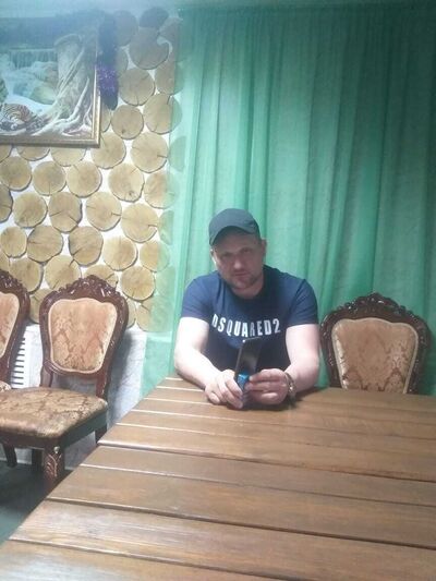  ,   Vladimir, 37 ,   ,   