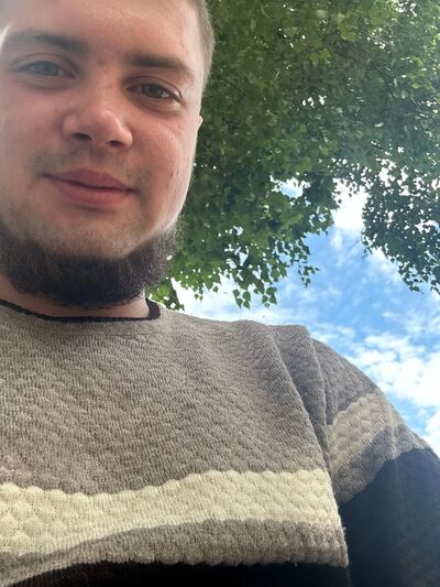  ,   Mihail, 21 ,   ,   