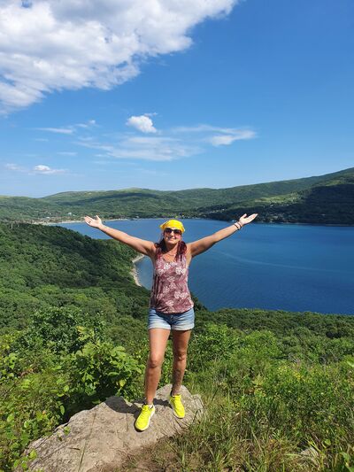  ,   Natali, 52 ,   ,   