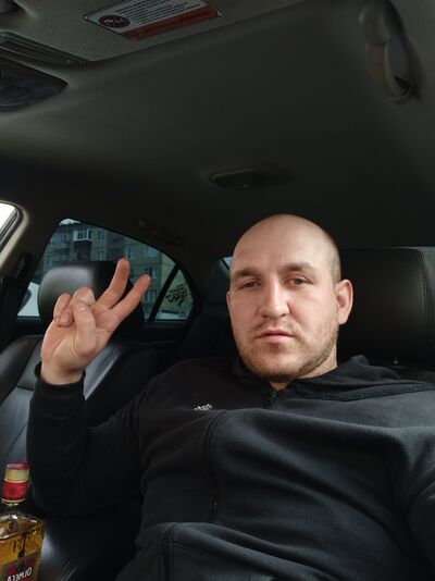  ,   Ivan, 33 ,   ,   