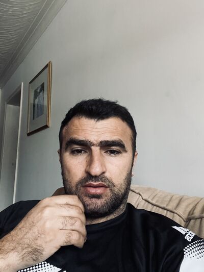  ,   Kaan, 38 ,   ,   