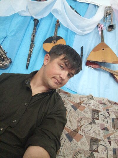  ,   Komis, 28 ,   ,   