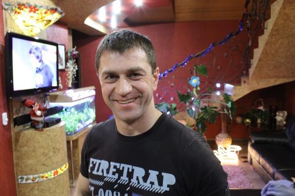  ,   Yevgen, 45 ,   ,   , c 