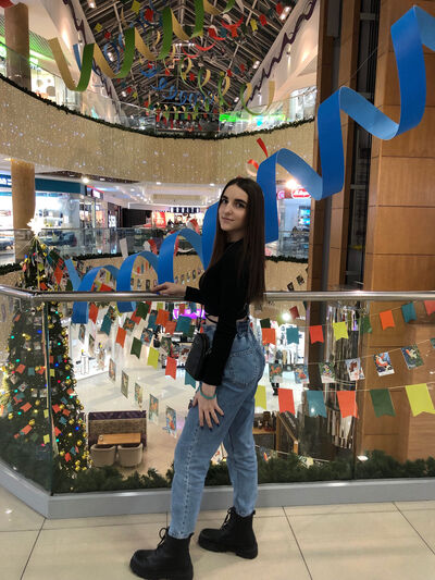  ,   Lina, 21 ,   ,   