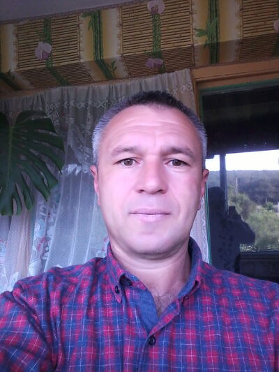  ,   Viktor, 51 ,   ,   , c 