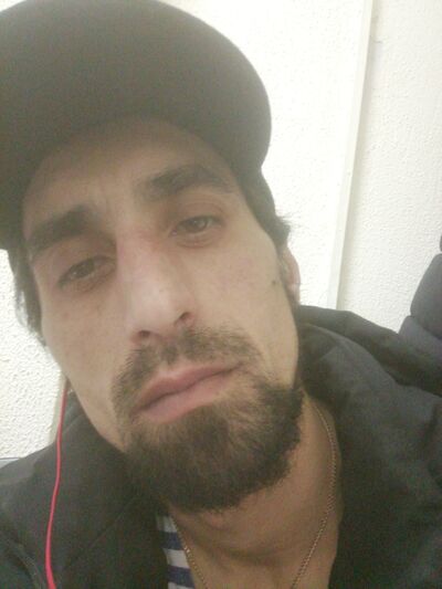  ,   Ali, 40 ,   ,   , c 