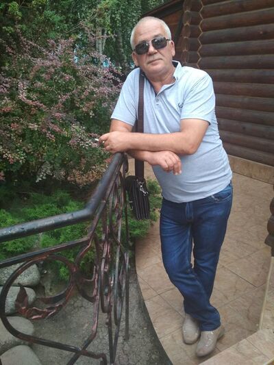  ,   Alekc, 60 ,   ,   , c , 